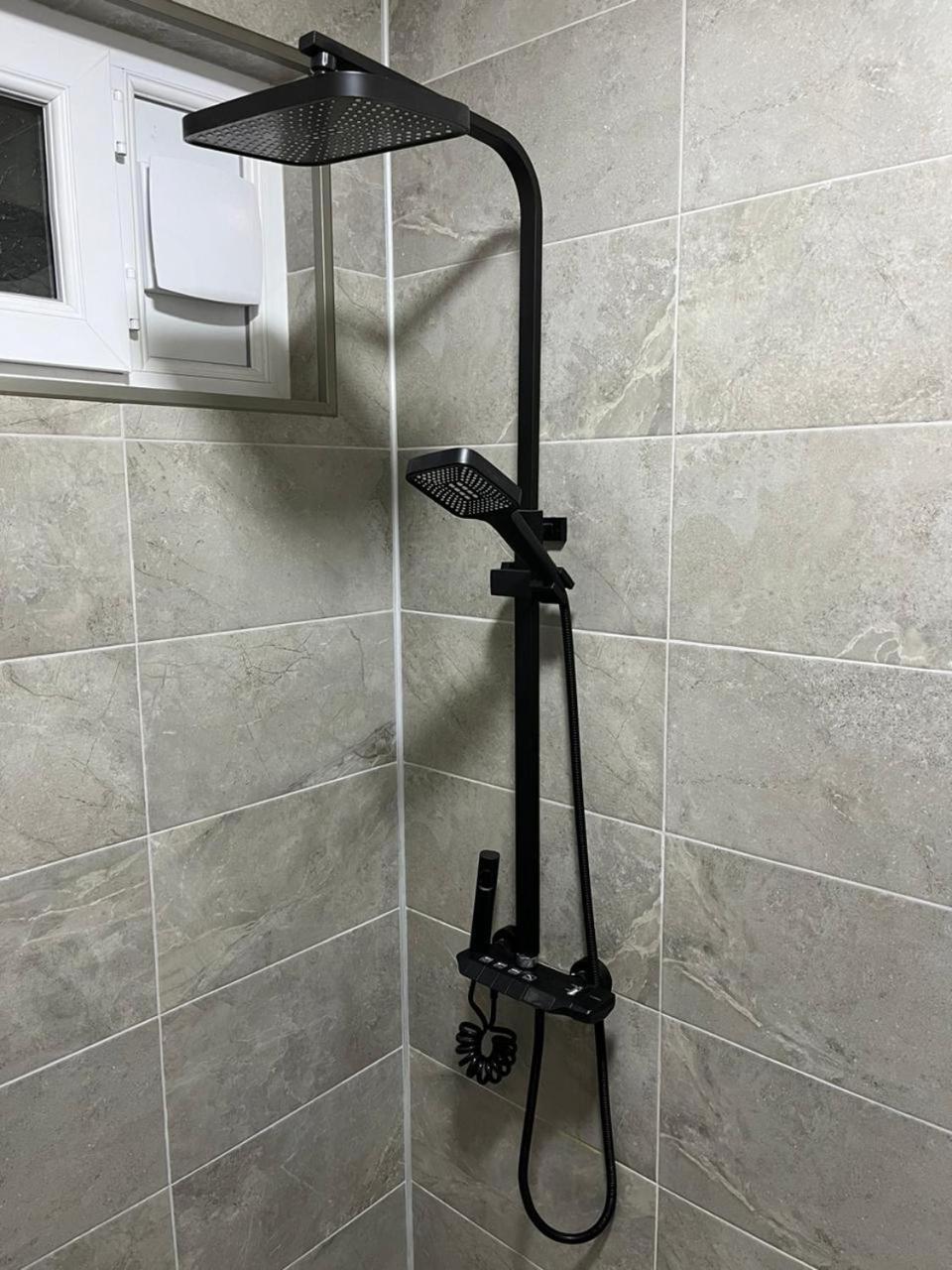 Hotel Feel House T'erjola Zewnętrze zdjęcie