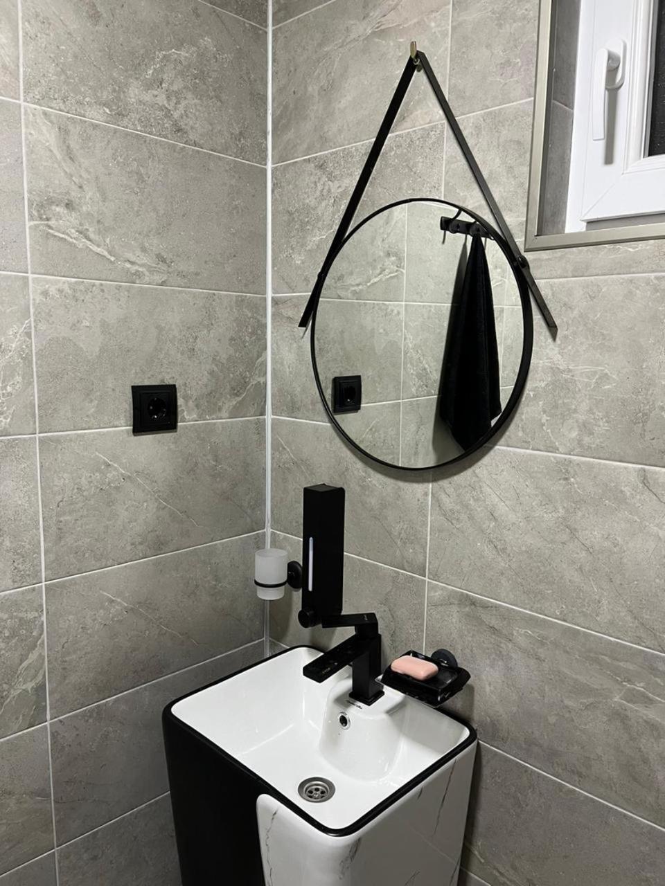 Hotel Feel House T'erjola Zewnętrze zdjęcie